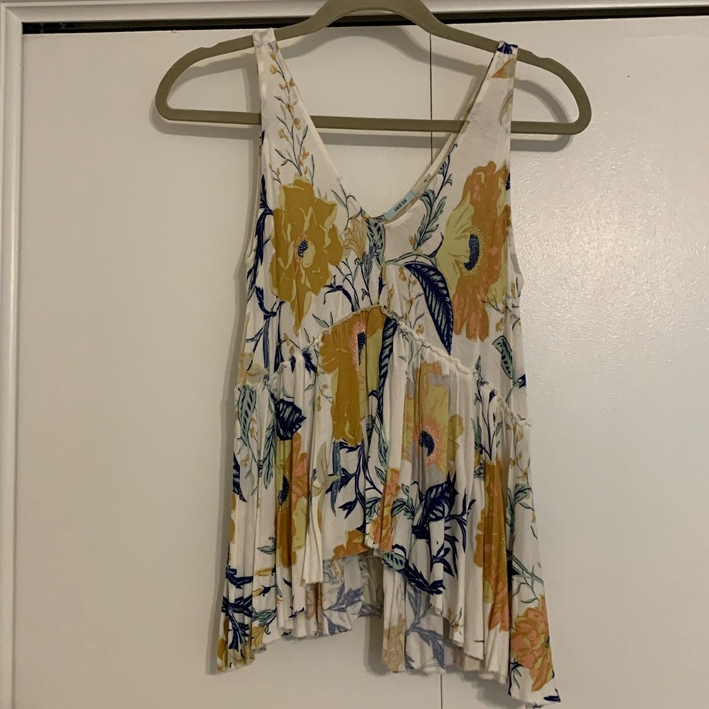 Floral tank